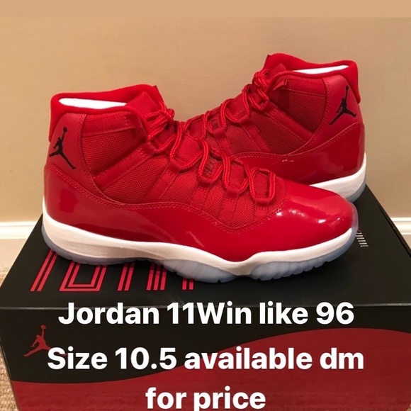 Selling shoes - Picture 1 of 8